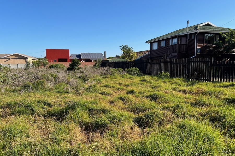 0 Bedroom Property for Sale in Paradise Beach Eastern Cape